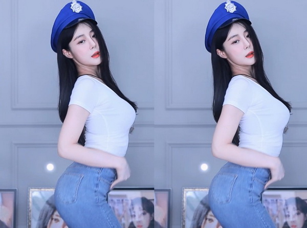Ӱֱ5.3°ɫ